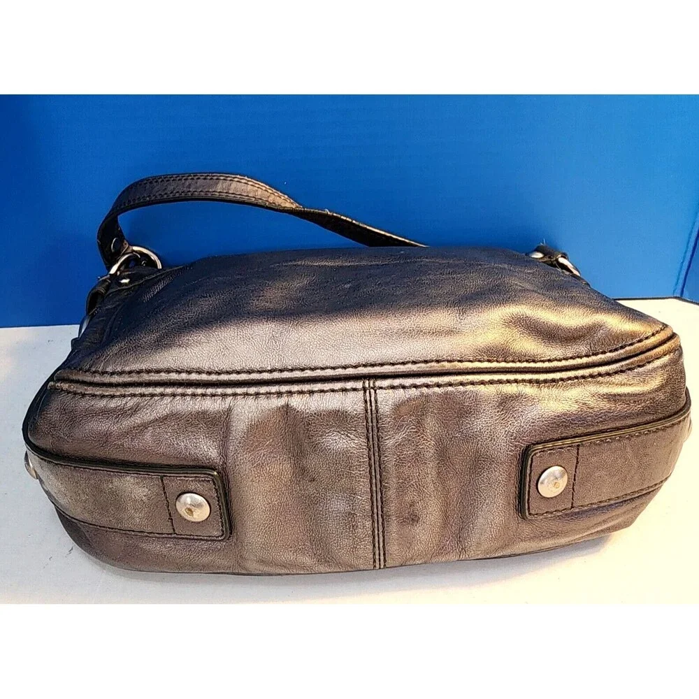 Coach Caramel and Brown Leather Shoulder Bag Size Medium